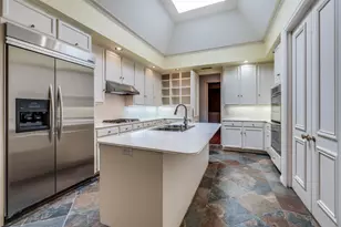 34 Stonecourt Cir, Dallas, TX 75225 - Photo 6