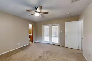 4501 Trowbridge Dr, Arlington, TX 76013 - Photo 20