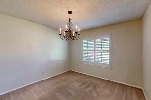 4501 Trowbridge Dr, Arlington, TX 76013 - Photo 22