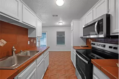 2910 Chisholm Trail, Corinth, TX 76210 - Photo 14