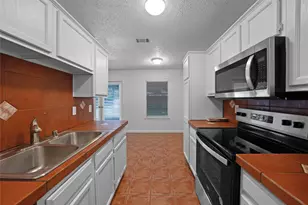 2910 Chisholm Trail, Corinth, TX 76210 - Photo 14