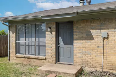 1128 E Georgian Road, Saginaw, TX 76179 - Photo 32