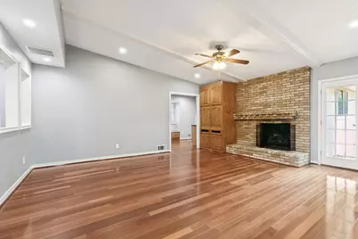 9628 Heatherdale Drive, Dallas, TX 75243 - Photo 2