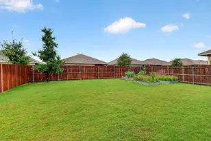 8605 Mirror Lk Dr, Fort Worth, TX 76179 - Photo 24