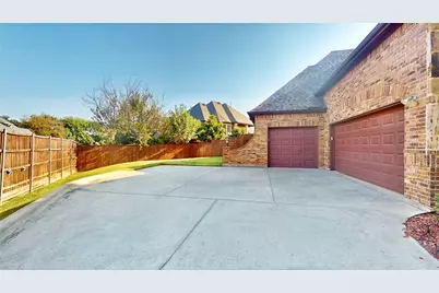 1641 Hidden Bluff Court, Prosper, TX 75078 - Photo 30