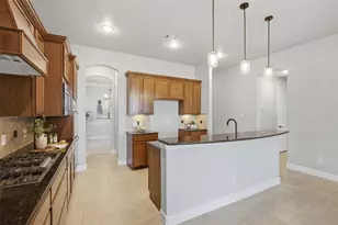 5700 Waterford Ln, McKinney, TX 75071 - Photo 10