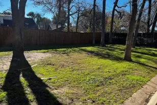 502 Lakeside Dr, Irving, TX 75062 - Photo 14