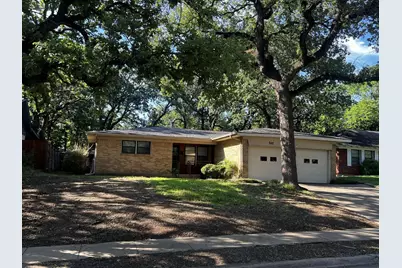 502 Lakeside Drive, Irving, TX 75062 - Photo 1