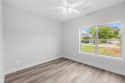 106 N Lackey Street, Tom Bean, TX 75489 - Photo 18