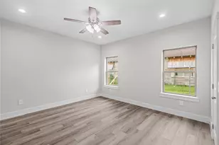 106 N Lackey St, Tom Bean, TX 75489 - Photo 14