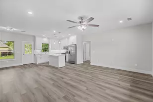 106 N Lackey St, Tom Bean, TX 75489 - Photo 4