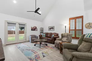 423 Red Bud Ln, Tolar, TX 76476 - Photo 6
