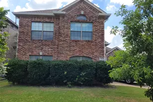 7113 Brekenridge Dr, Fort Worth, TX 76179 - Photo 2