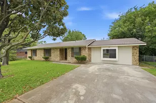 108 Loraine St, Pottsboro, TX 75076 - Photo 4