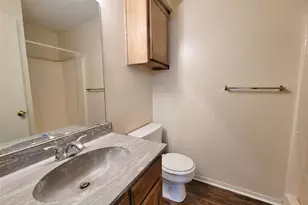 929 W Hickory St, Denton, TX 76201 - Photo 14