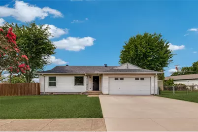 202 W Cherry Street, Duncanville, TX 75116 - Photo 2