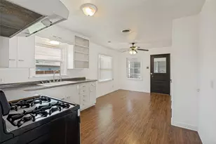 202 W Cherry St, Duncanville, TX 75116 - Photo 4