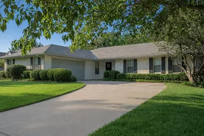 8248 Bobwhite Drive, Frisco, TX 75034 - Photo 1