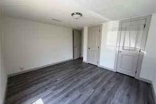 605 N Pine St, Roanoke, TX 76262 - Photo 6