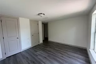 605 N Pine St, Roanoke, TX 76262 - Photo 4