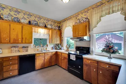 615 E Franklin Street, Hillsboro, TX 76645 - Photo 12