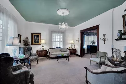 615 E Franklin Street, Hillsboro, TX 76645 - Photo 4