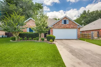 520 Chateau Court, Denton, TX 76209 - Photo 1