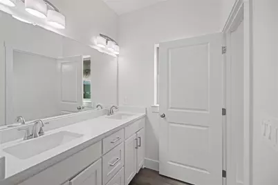 209 W Bonham Street, Tom Bean, TX 75489 - Photo 16