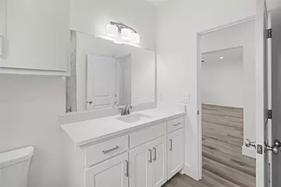 209 W Bonham Street, Tom Bean, TX 75489 - Photo 22