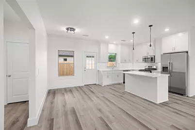 209 W Bonham Street, Tom Bean, TX 75489 - Photo 8