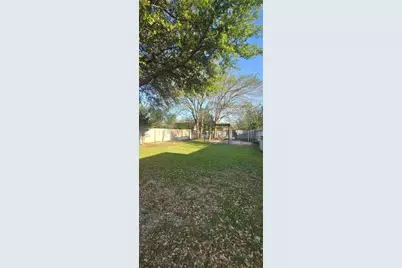 1406 Mentor, Dallas, TX 75216 - Photo 24