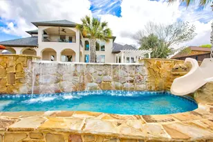 137 Crest Canyon Dr, Fort Worth, TX 76108 - Photo 2