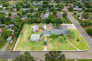 1211 W Hullum St, Breckenridge, TX 76424 - Photo 30