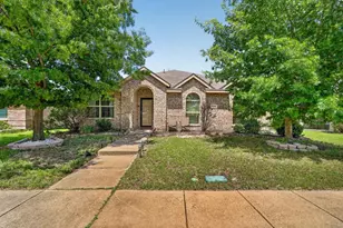 1731 Overlook Dr, Lancaster, TX 75146 - Photo 1