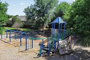 1731 Overlook Dr, Lancaster, TX 75146 - Photo 34