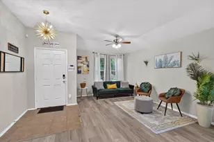 1731 Overlook Dr, Lancaster, TX 75146 - Photo 6