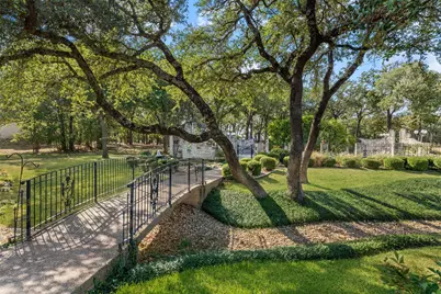 1340 Autumn Oaks Circle, China Spring, TX 76633 - Photo 34