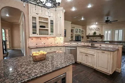 910 Belclaire Circle, Cedar Hill, TX 75104 - Photo 8