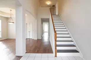 206 Howley Ct, Irving, TX 75063 - Photo 10