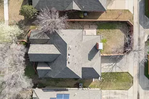 206 Howley Ct, Irving, TX 75063 - Photo 26