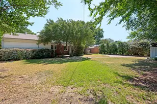 1410 Carswell Terrace, Arlington, TX 76010 - Photo 26