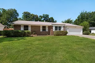 1410 Carswell Terrace, Arlington, TX 76010 - Photo 2