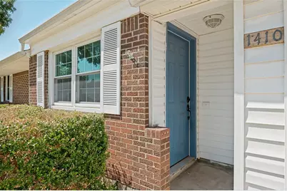 1410 Carswell Terrace, Arlington, TX 76010 - Photo 2