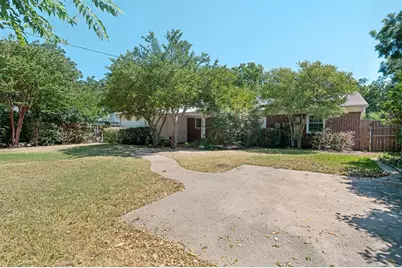 1410 Carswell Terrace, Arlington, TX 76010 - Photo 20