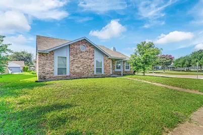 1300 Rivercrest Boulevard, Allen, TX 75002 - Photo 2