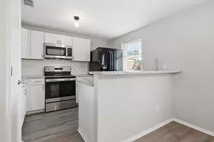 3909 Dogwood Ct, Fort Worth, TX 76137 - Photo 12