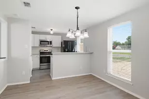 3909 Dogwood Ct, Fort Worth, TX 76137 - Photo 10