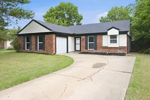 3909 Dogwood Ct, Fort Worth, TX 76137 - Photo 1