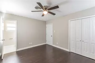 8556 Westfield Dr, Dallas, TX 75243 - Photo 14