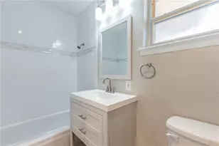8556 Westfield Dr, Dallas, TX 75243 - Photo 16